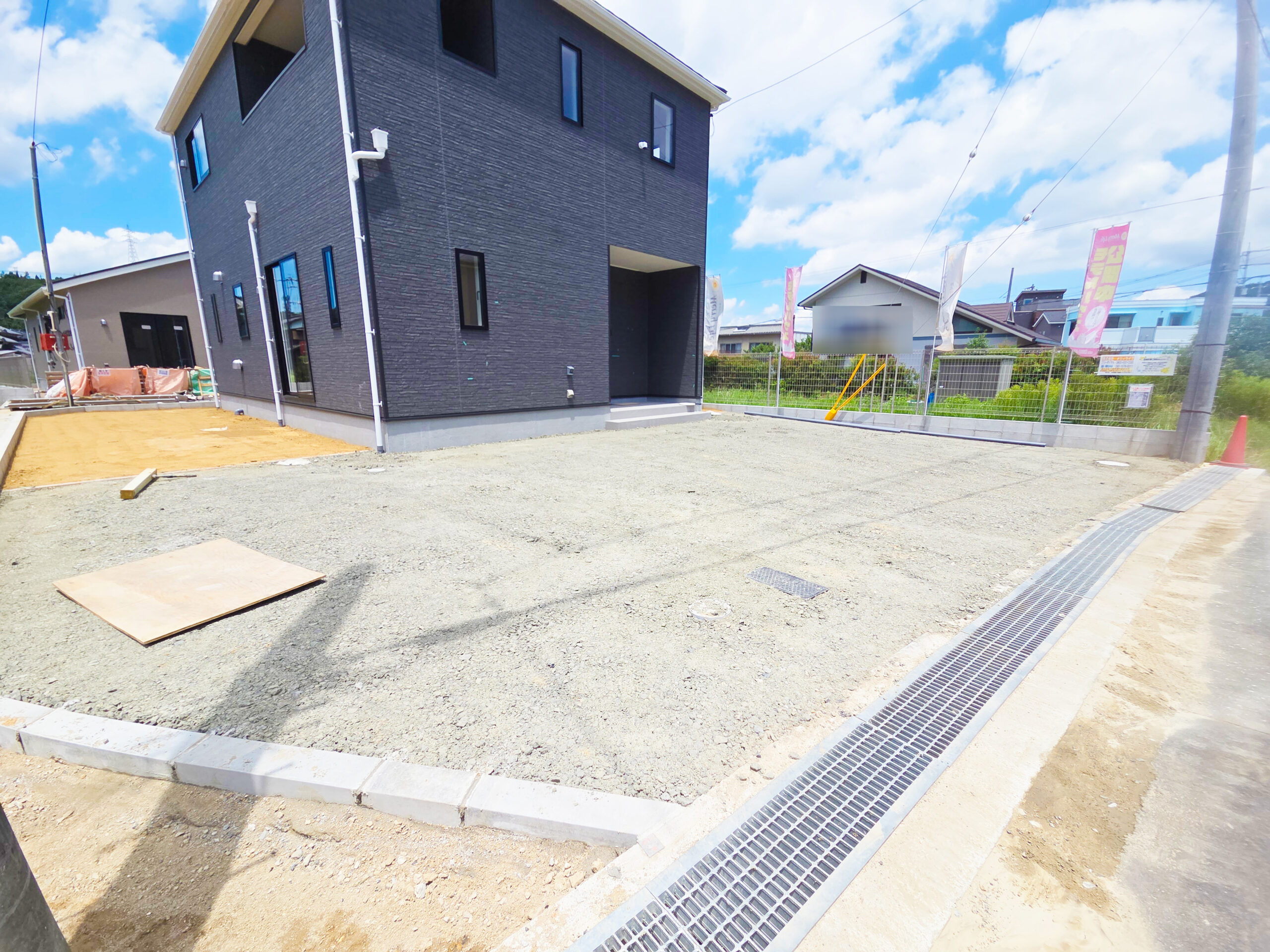①号棟　駐車場