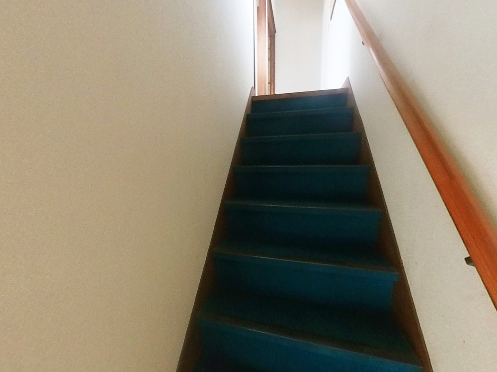 階段(1)