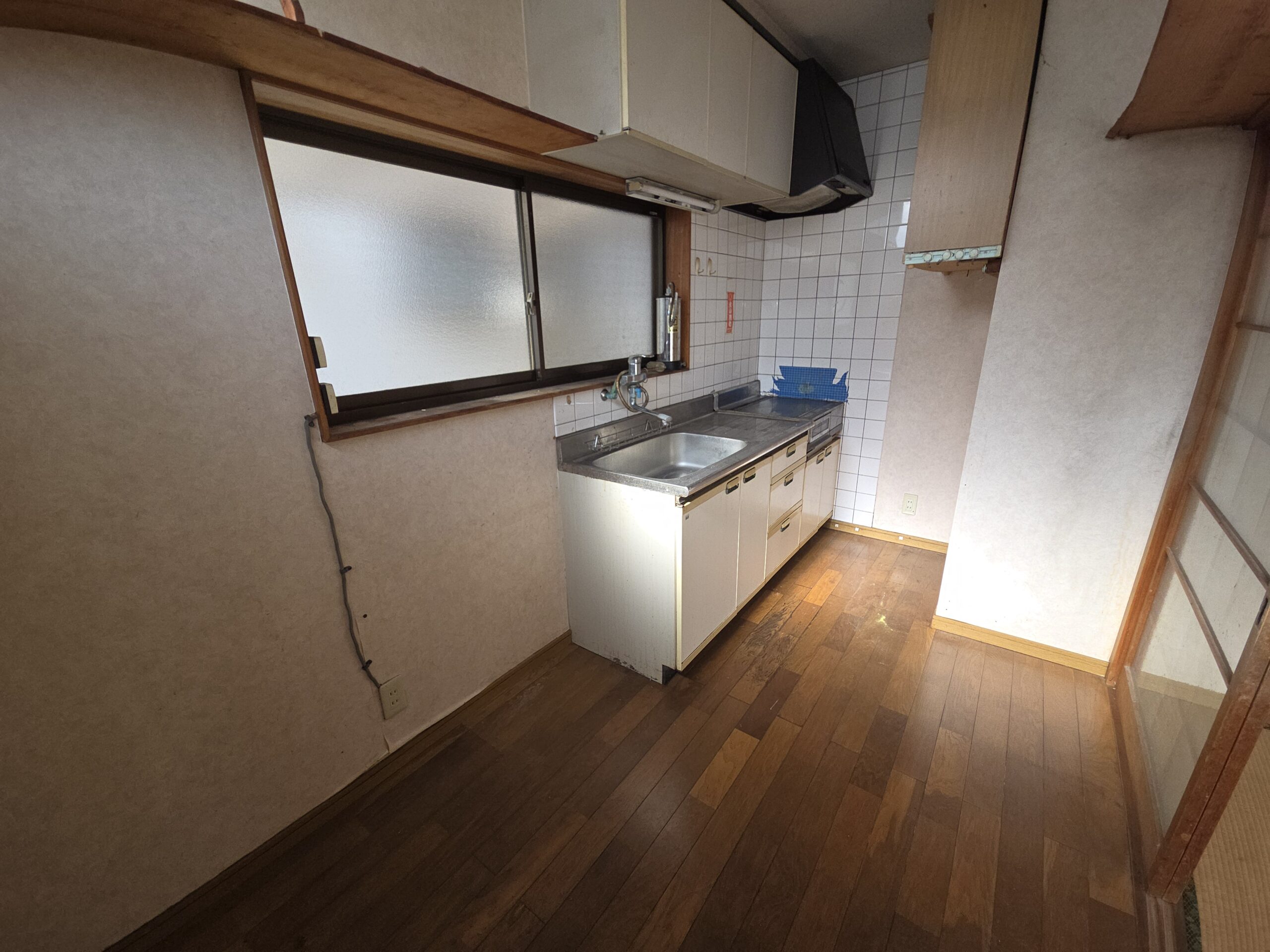 1F　和室横　キッチン