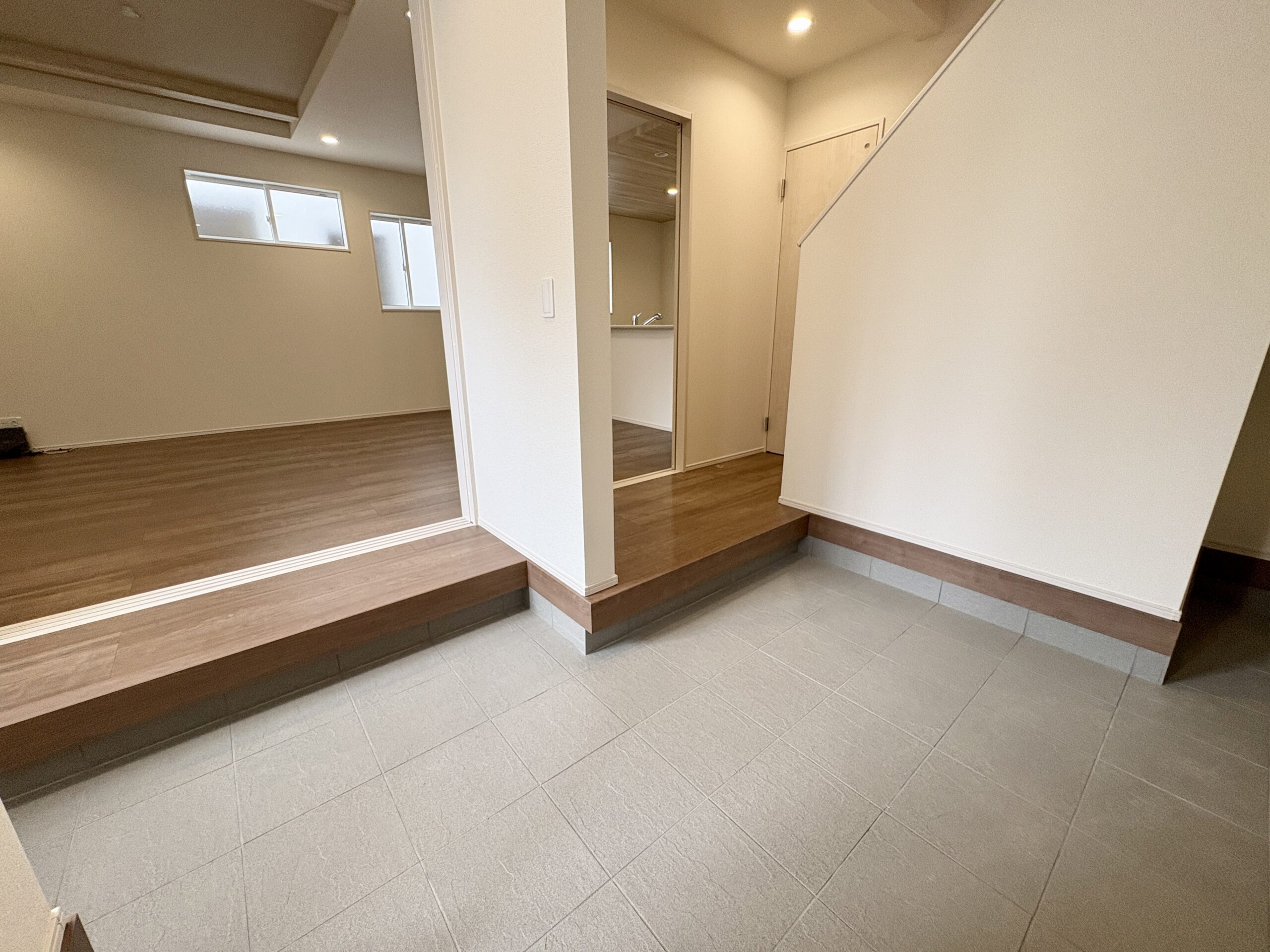 ②号棟　玄関ホール